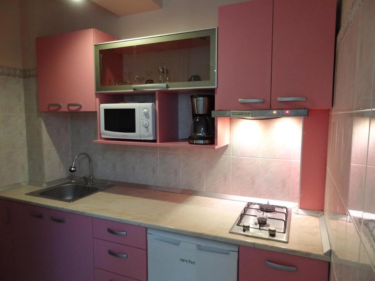 Lvc,Lac & Nyc Apartshotel Faleza Galaţi Dış mekan fotoğraf