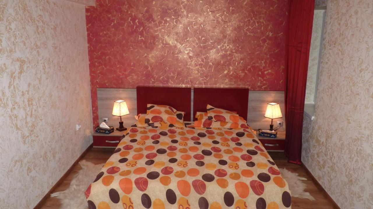 Lvc,Lac & Nyc Apartshotel Faleza Galaţi Dış mekan fotoğraf